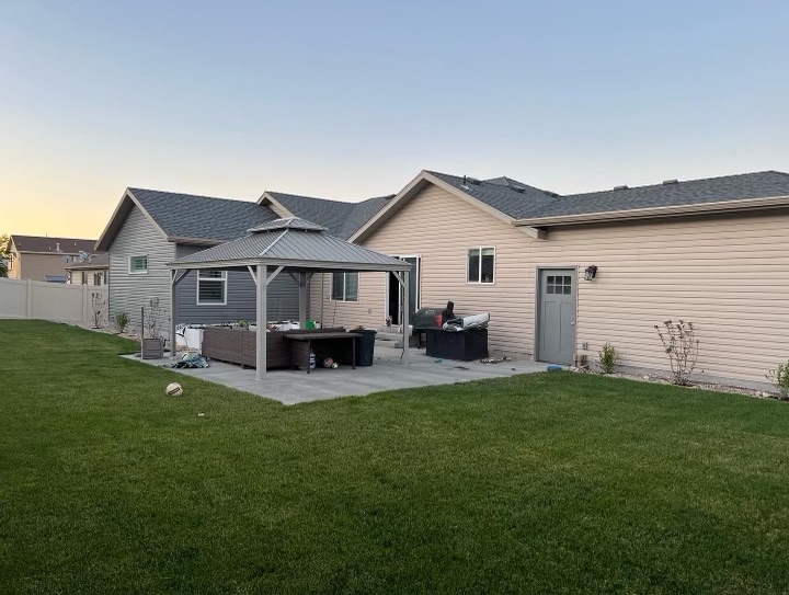 Row homes exterior window cleaning Utah